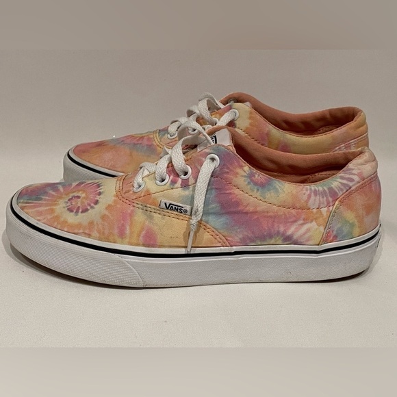 Vans Women’s Doheny Heart Tie Dye Lo Sneaker Size 9 - Picture 6 of 13